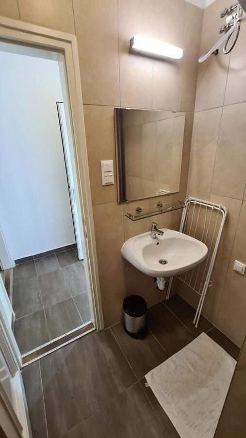 Mediterran Apartman With Pool Siofok Exterior photo
