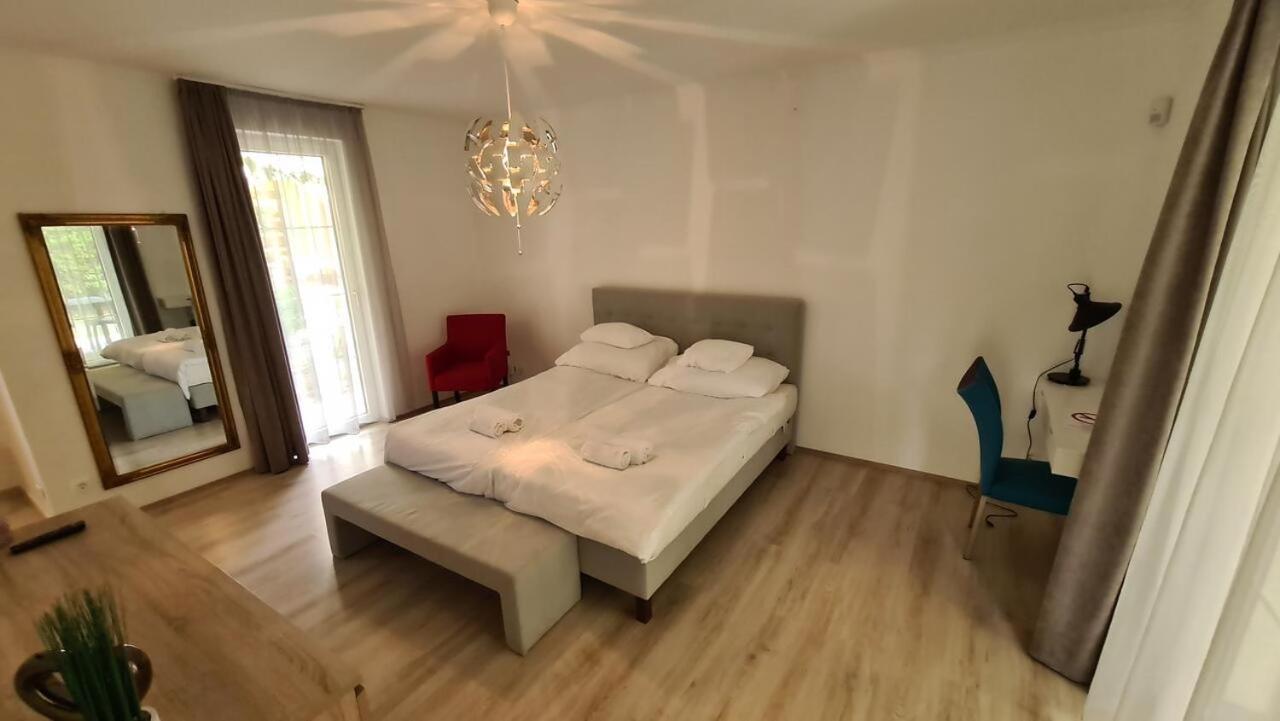 Mediterran Apartman With Pool Siofok Exterior photo