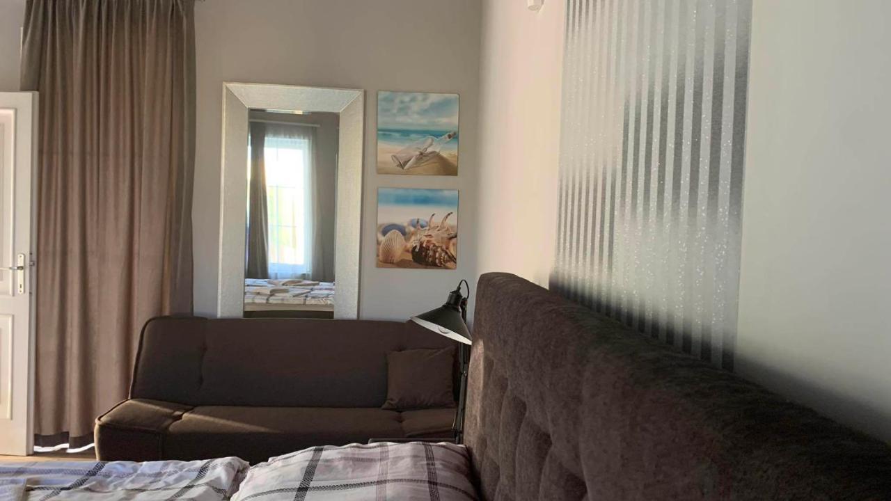 Mediterran Apartman With Pool Siofok Exterior photo